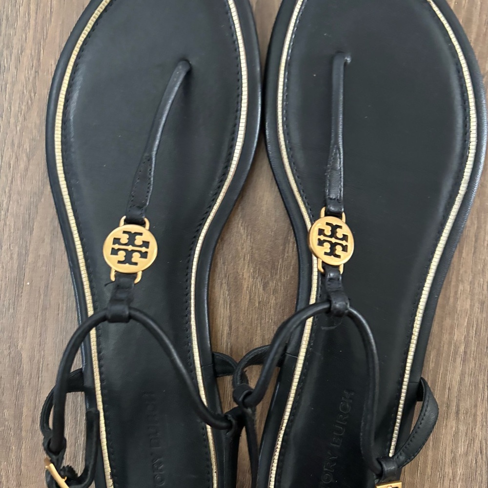 Tory Burch Emmy Flat T-Strap Sandals Black Size 9.5 - Picture 4 of 8